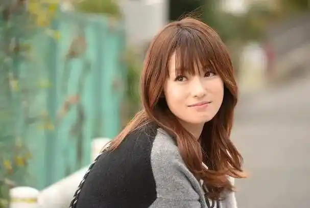 日本女星深田恭子被曝出轨#日本许多女明星的名字,最后一个字都是带"