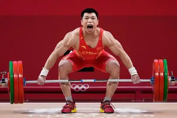 谌利军:拼搏改变命运