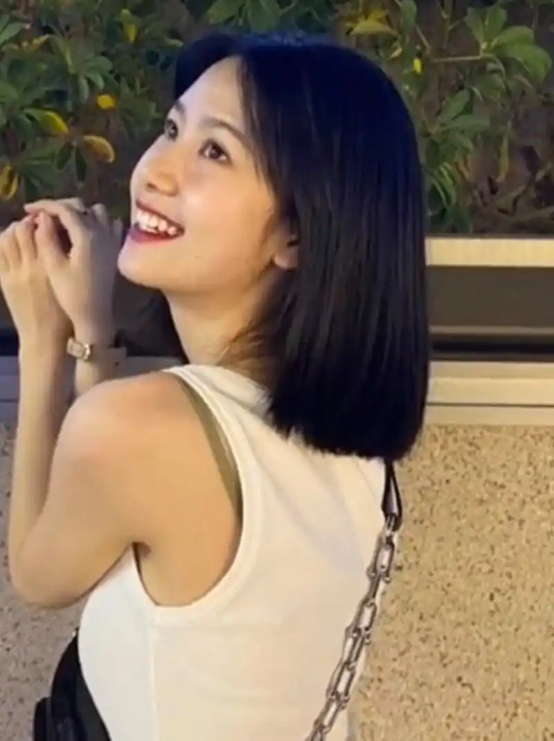 适合戴眼镜女生的短发发型 超a短发推荐漫画齐耳短发 这个短发可以超a