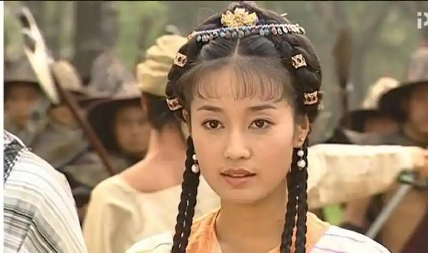 还珠格格:慕沙第一次见到紫薇时,谁还记得她叫紫薇什么?真自信