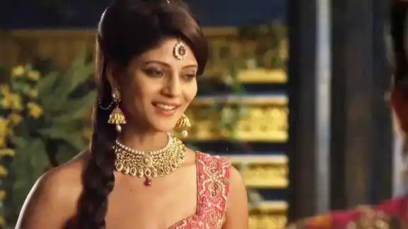 佛陀耶输陀罗与母后见面分享着各自的喜悦也有人泼冷水