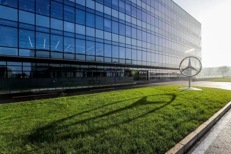 中国质量新闻网讯(特约记者 曹璞)10月20日,北京大兴,全新戴姆勒中国