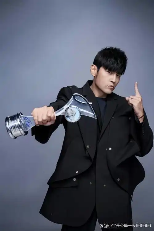 周杰伦演唱会被指吃相难看,预售过早,票价还非常的高!