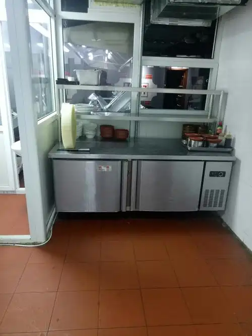 凉菜间清理干净!