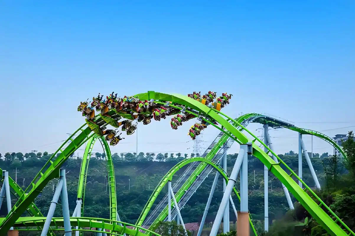 想要体验一把心跳加速的快感吗?来重庆欢乐谷就对了!