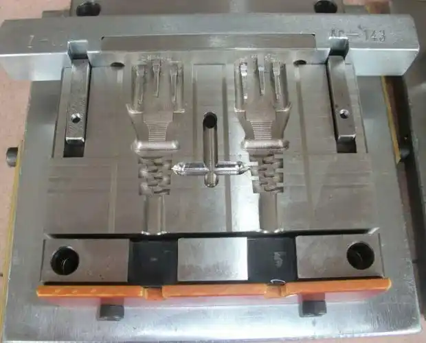 注塑模具出现损坏该怎么办?