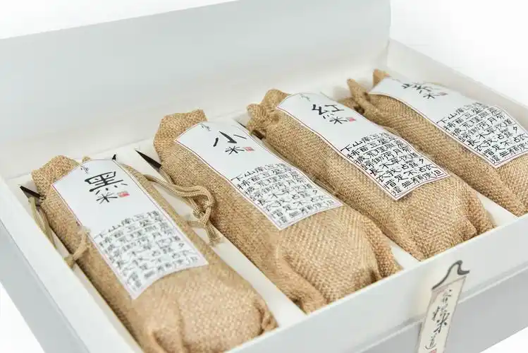 《谷粮米道》大米产品包装