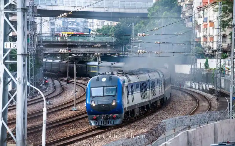 【广茂铁路】(声控福利)df11g牵引z501次暴力加速通过广州西站