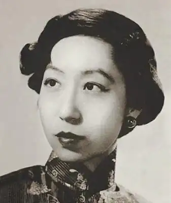 为什么说"男怕张爱玲,女怕郁达夫"?他们的爱情竟比小说还精彩