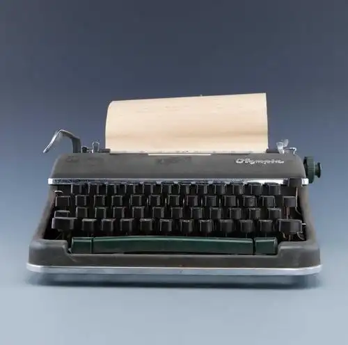 德国"olympia"英文打字机
