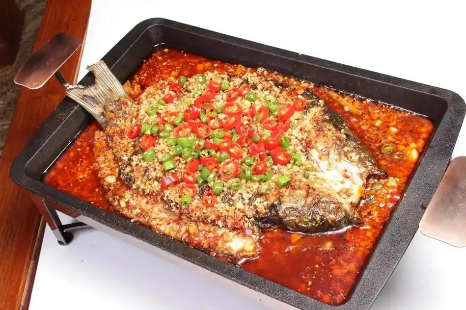 主要用于制作豆豉,蒜香,烧椒,尖椒等味型的烤鱼