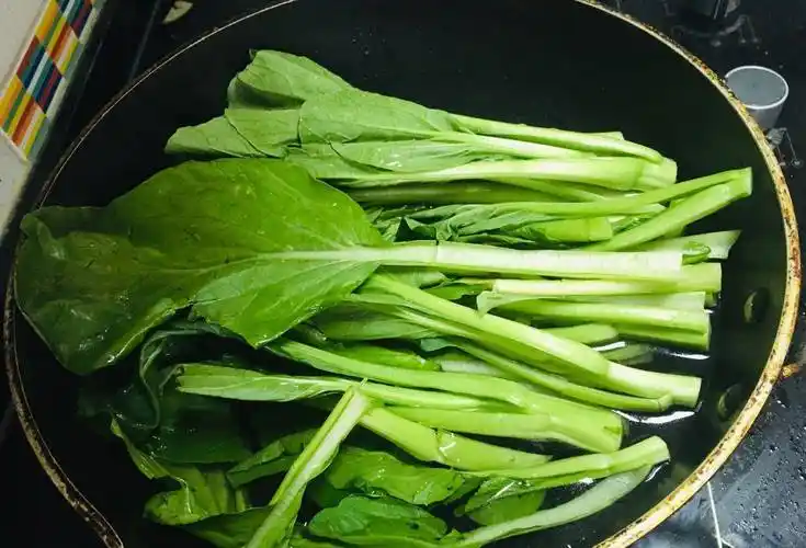 大鱼大肉必搭配此菜,绿色蔬菜,素炒菜心,清爽可口,简单易操作_白露_节