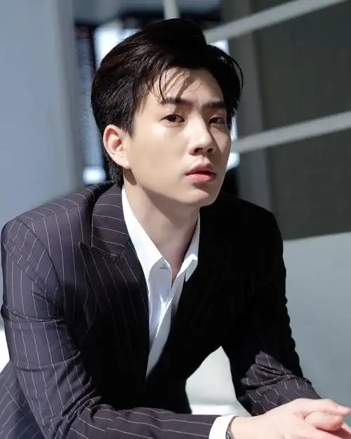 g2k的关钟鹏太蛊人了,忍不住开楼记录一下(更至9.23)