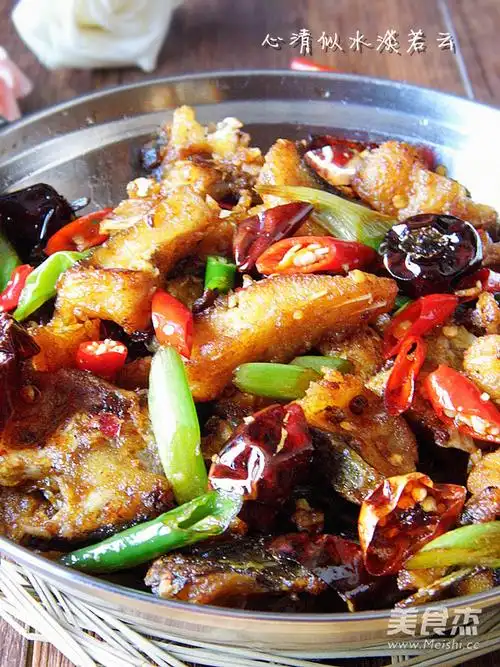 干锅香辣鱼的做法