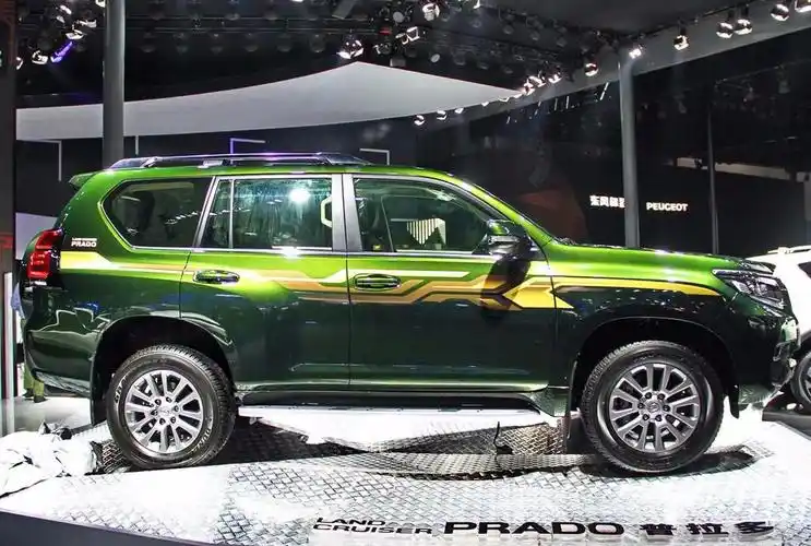 非承载车身标配博格华纳四驱zf8at带换挡拨片卖20多万,这车挺值