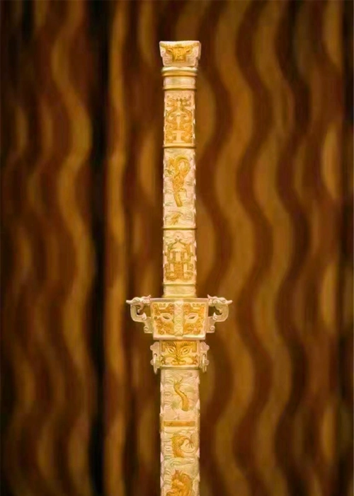 鬼斧神工乾隆皇帝的天子剑现在工艺都是无法超越的技术