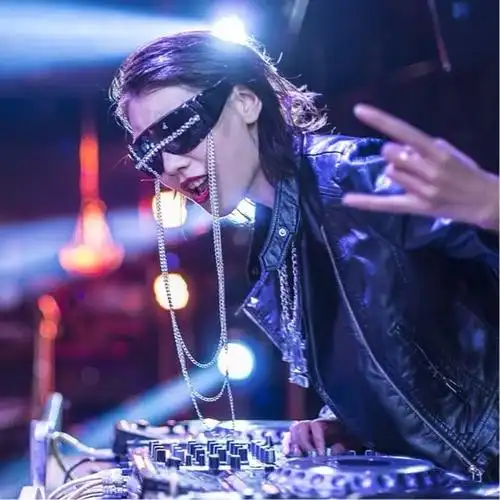 酒吧蹦迪劲爆dj头像图片