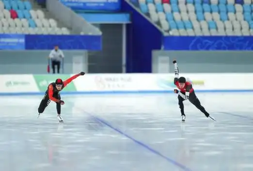 双奥之城雪季收官冰雪运动不停歇