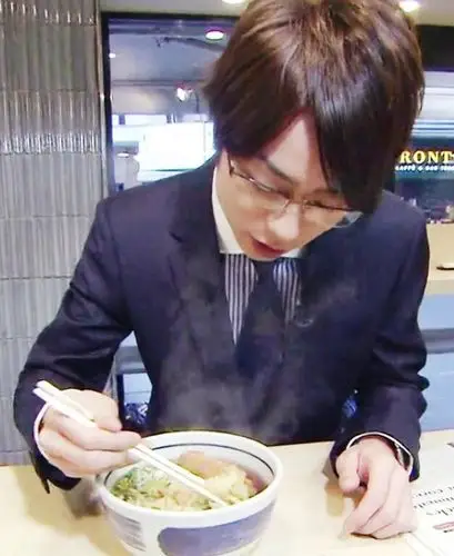 和男朋友一起吃饭