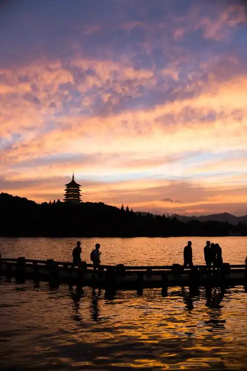 14-09-21 雷峰夕照&n-zwllwys