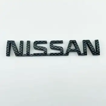 修衡东风日产尼桑标志nissan英文字母车标后备尾箱贴标字标碳纤nissan