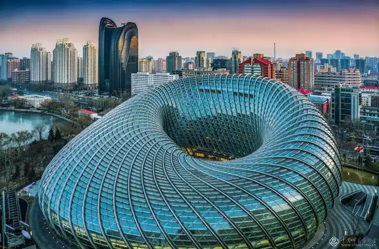 光之韵林铭述中国现代建筑摄影作品展在京开展