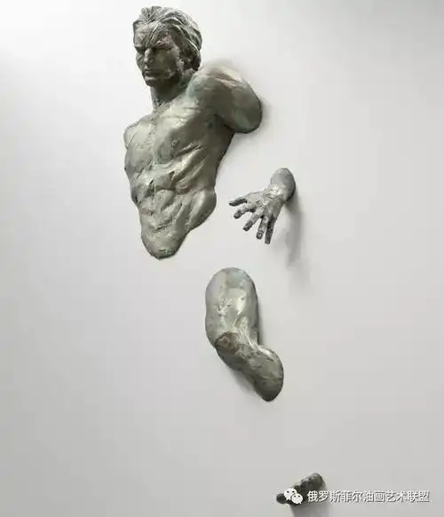 意大利雕塑家matteo人体大胆艺术挣脱束缚