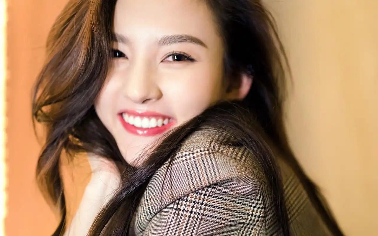 宋祖儿时尚写真高清桌面电脑壁纸高清大图预览1920x1200_大陆明星下载