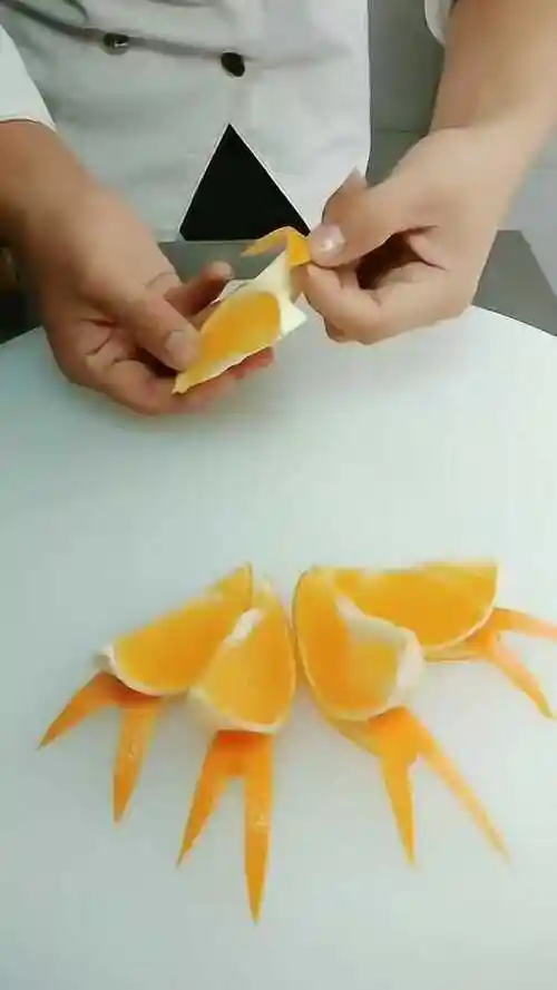 果盘的简单切法,很简单哟!