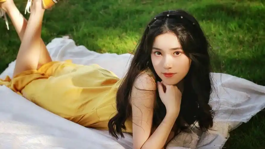 楚楚动人的小仙女,高清壁纸图片,清纯美女-回车桌面