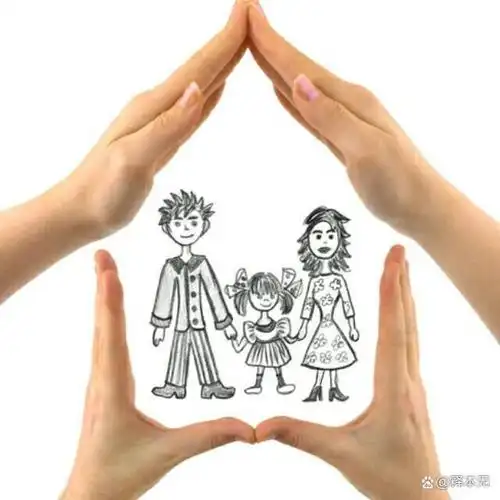 每当闲暇的时候,我就会不自觉的用我的双手托起下巴小想一些美好的事