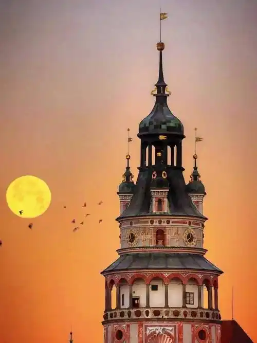 欧洲捷克小众宝藏小镇像穿越进童话故事_老城区_城堡_木偶