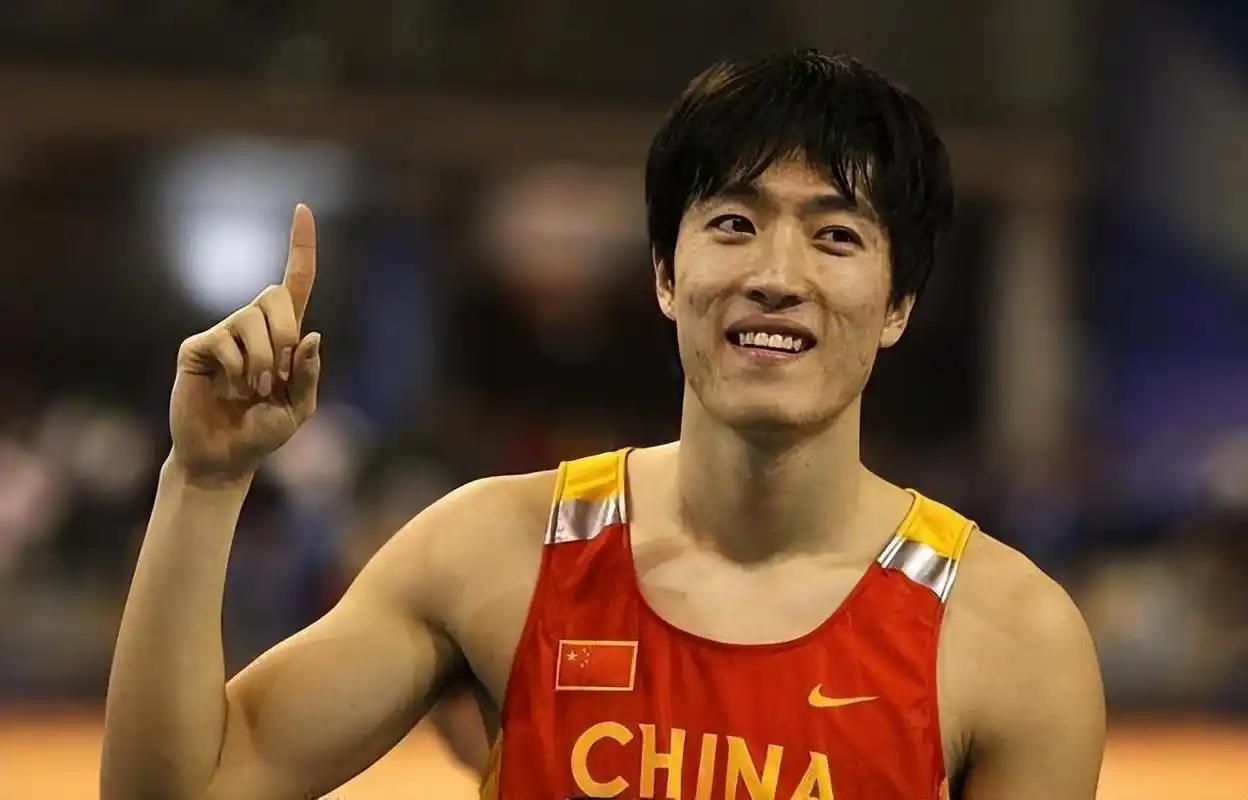 纪实她26岁再夺跨栏冠军,偶像是刘翔梦想奥运夺冠,身上纹身惹争议