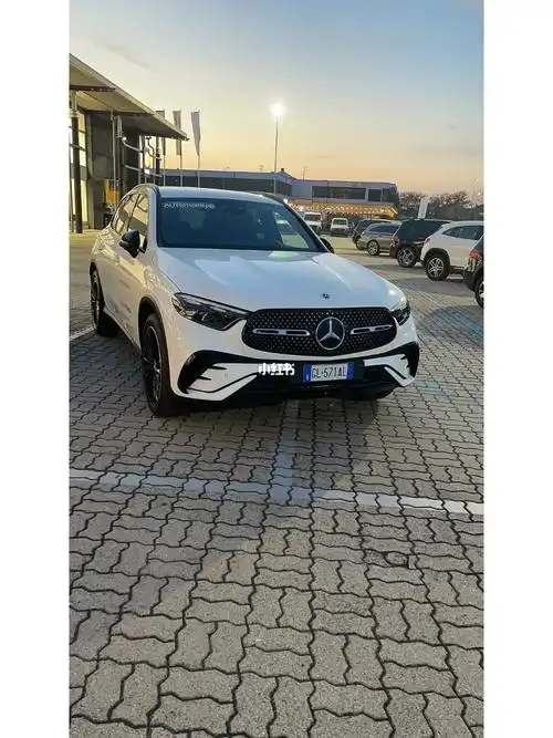 奔驰白色 glc 2023 欣赏欣赏98#奔驰glc