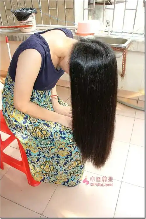 剪下妹子柔顺光泽秀发-发之美161#(72) 剪发_中国长发