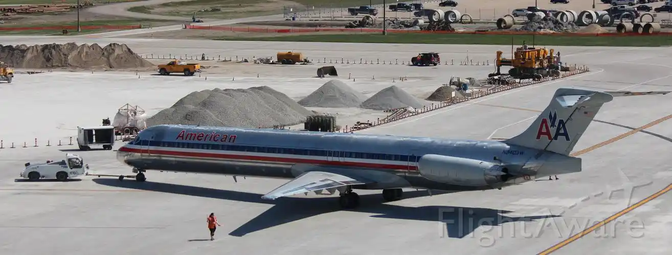 american airlines md80 (n9403w) 照片 76 flightaware