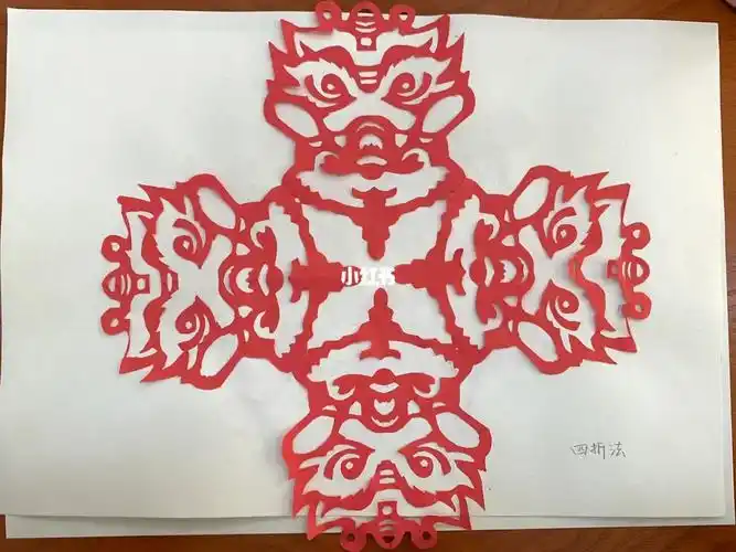 15临摹@飞来飞去飞上飞下小人:五折法93临摹@小熊爱度假#手工剪纸