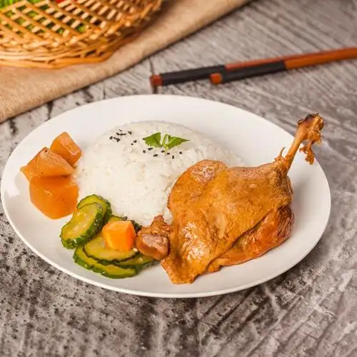 酸萝卜鸭腿饭