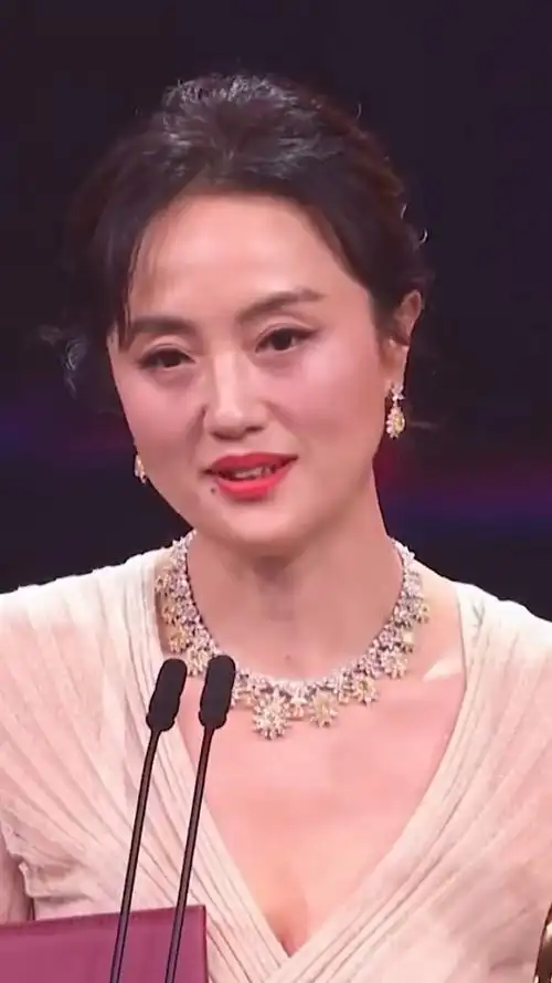 朱媛媛,1974年3月18日出生于山东省青岛市,中国内地影视女演员