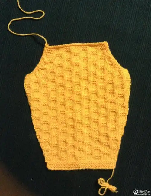 再织4行搓板针正反都是平针.