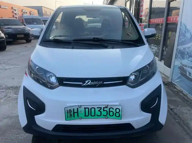 众泰芝麻电动车,极品车况 2018年购买入户,仅仅跑了10, - 抖音