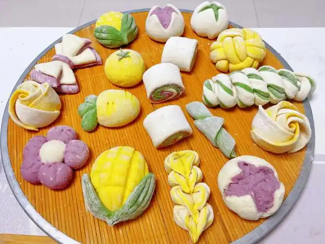 自己给宝宝做健康的果蔬馒头0999