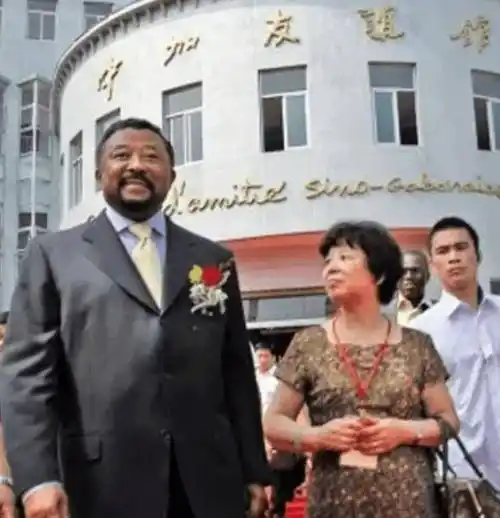 浙江后裔让·平:娶非洲总统女儿,和小舅子争总统位:我是温州人_加蓬