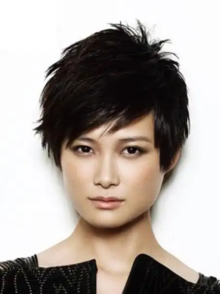 国字脸 剪什么样的发型 求大神推荐 .发图片更好