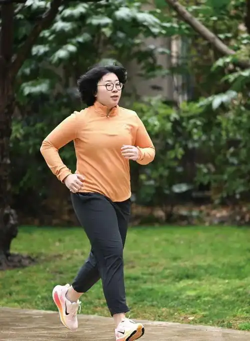 颜如晶:一年暴瘦60斤,不再嘲讽自律让人自由