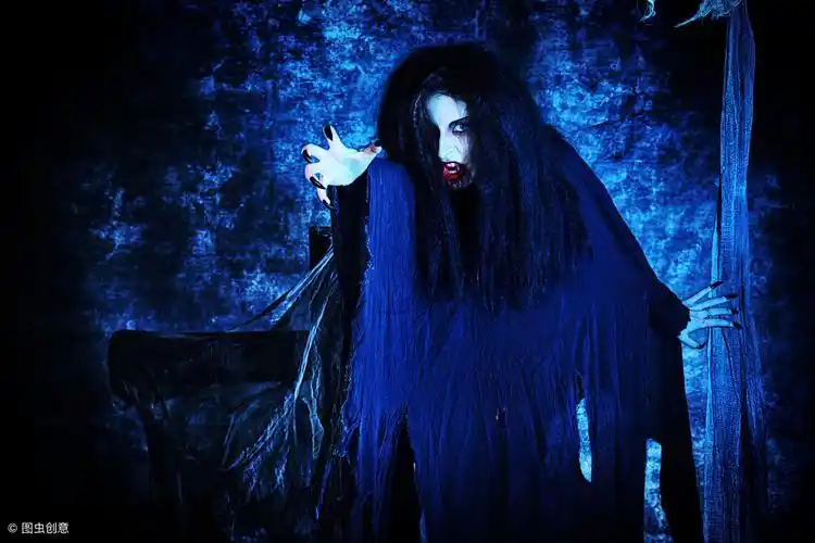 揭秘《咒怨》系列主人公"伽椰子"的死因!她成为厉鬼有原因的!