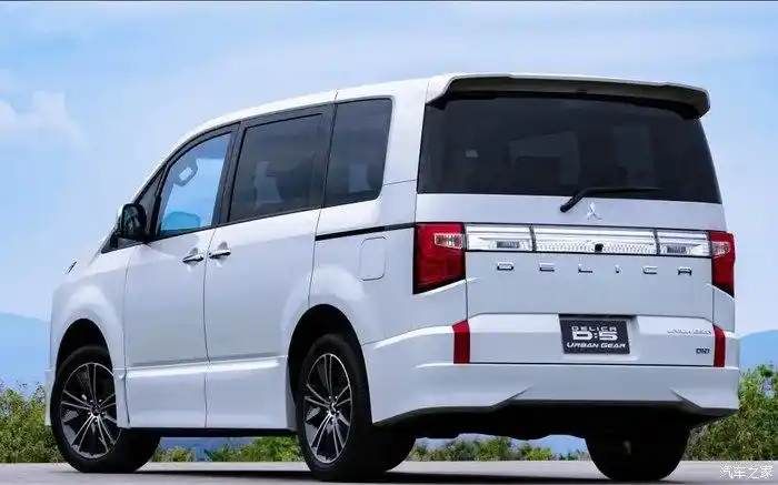 家用mpv的"全能王",柴油动力四驱,新款三菱得利卡真给力