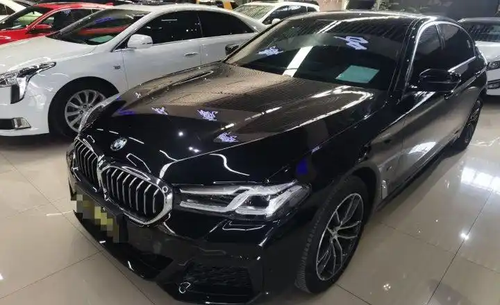徐州二手宝马5系 2021 款 550i 2.0t 运动 加规 黑色 - 小猪二手车