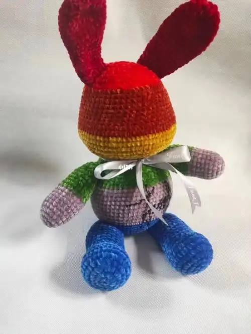 肖战亲签彩虹兔