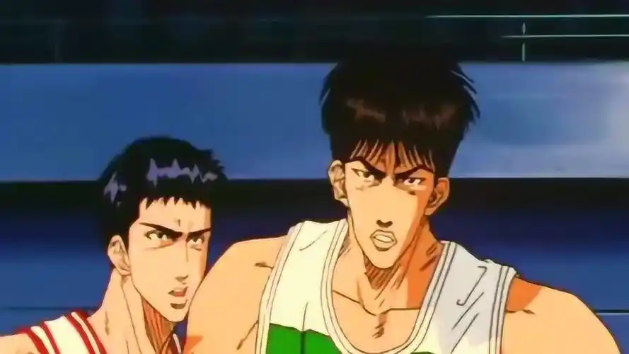 翔阳队进入状态,在藤真健司的带领下,连观众鱼柱都震惊了